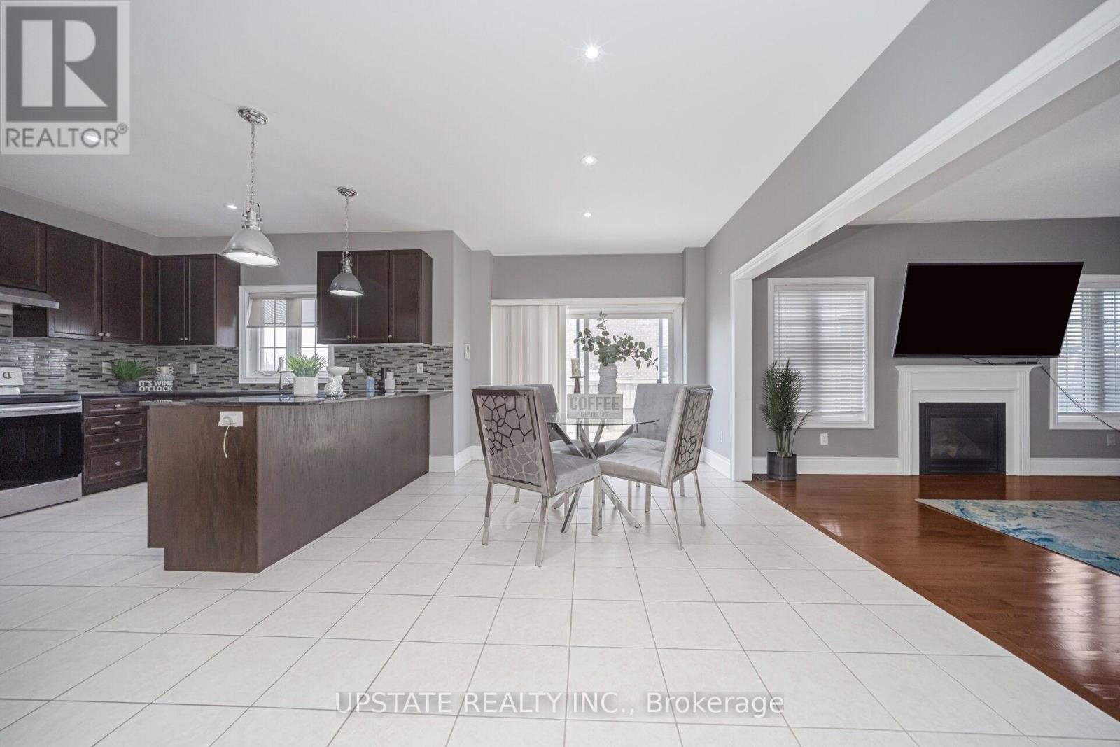 2 Beachville Circle, Brampton, Ontario  L6X 0V4 - Photo 8 - W13451540
