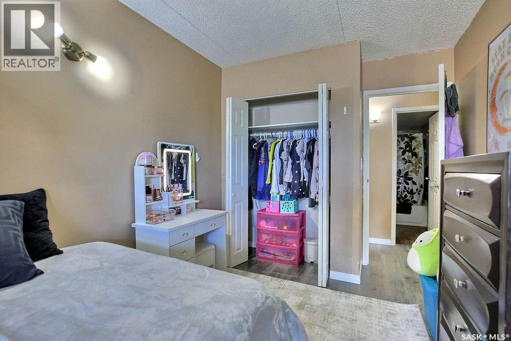 208 Gore Place, Regina, Saskatchewan  S4T 7S4 - Photo 11 - SK039581