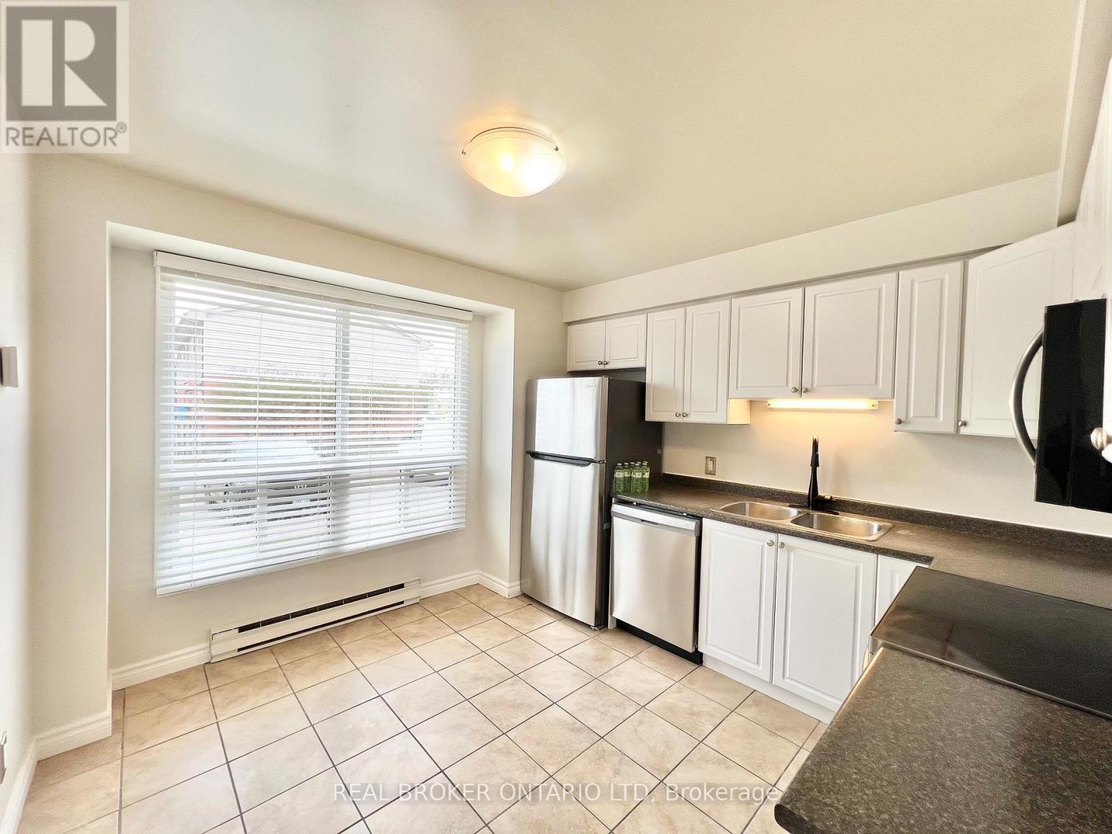 37 - 135 Belmont Drive, London South, Ontario  N6J 4J3 - Photo 2 - X13451616