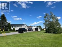 17 TREMBLAY, FAUQUIER AVENUE S, Kapuskasing, Ontario
