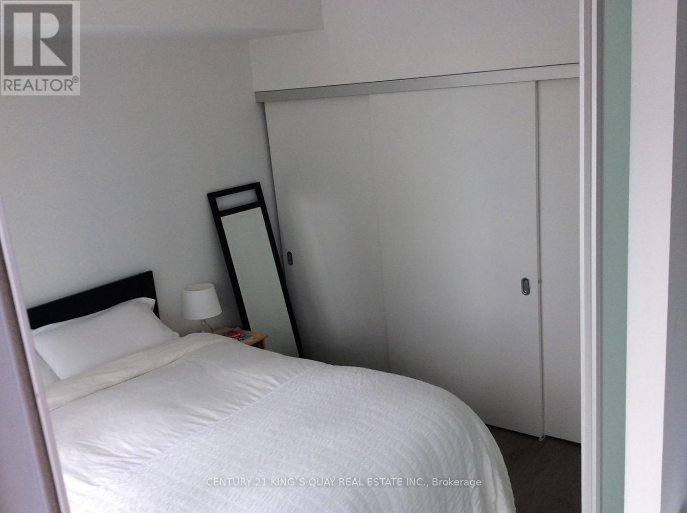 1405 - 75 St. Nicholas Street, Toronto, Ontario  M4Y 0A5 - Photo 15 - C13450210