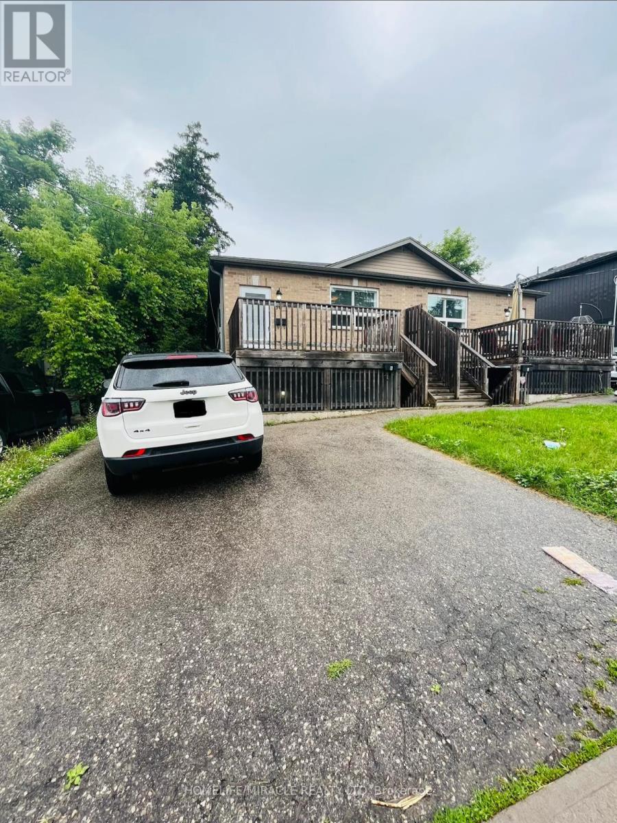 86a Morgan Avenue, Kitchener, Ontario N2A 2M5 - Photo 1 - X13451268