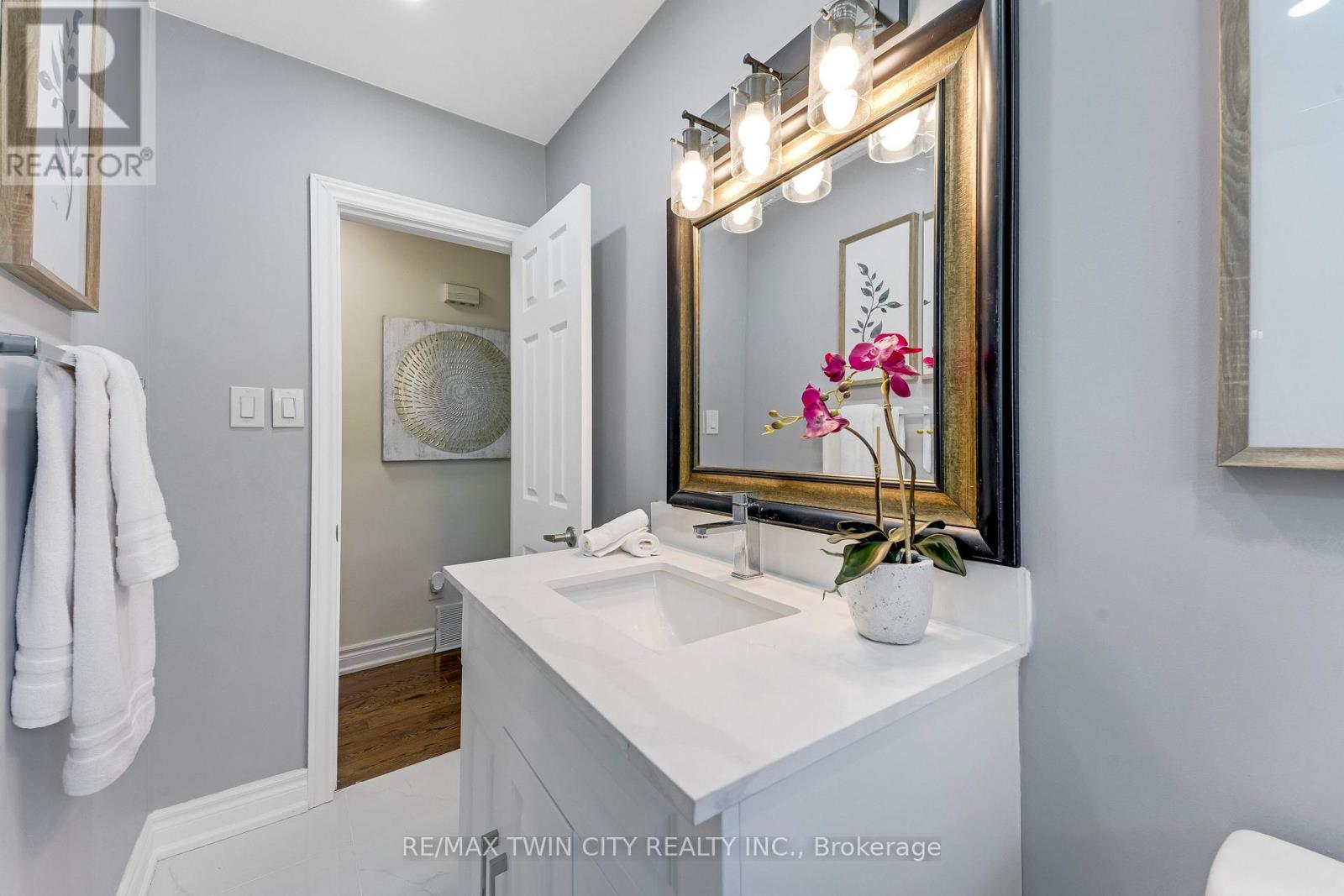 88 Dumbarton Street, Guelph, Ontario  N1E 3T7 - Photo 15 - X13451318