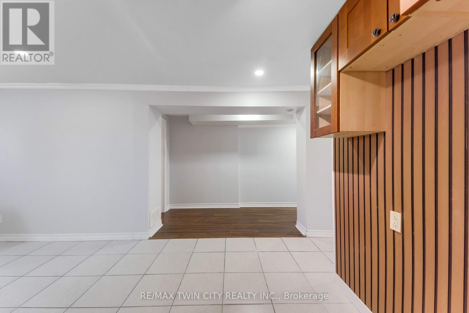 88 Dumbarton Street, Guelph, Ontario  N1E 3T7 - Photo 32 - X13451318