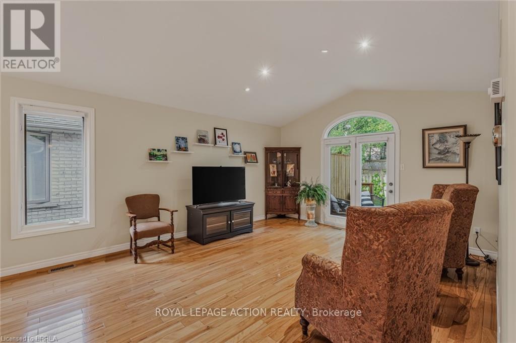 3 - 54 Glenwood Drive, Brantford, Ontario N3S 3G6 - Photo 20 - X13451330