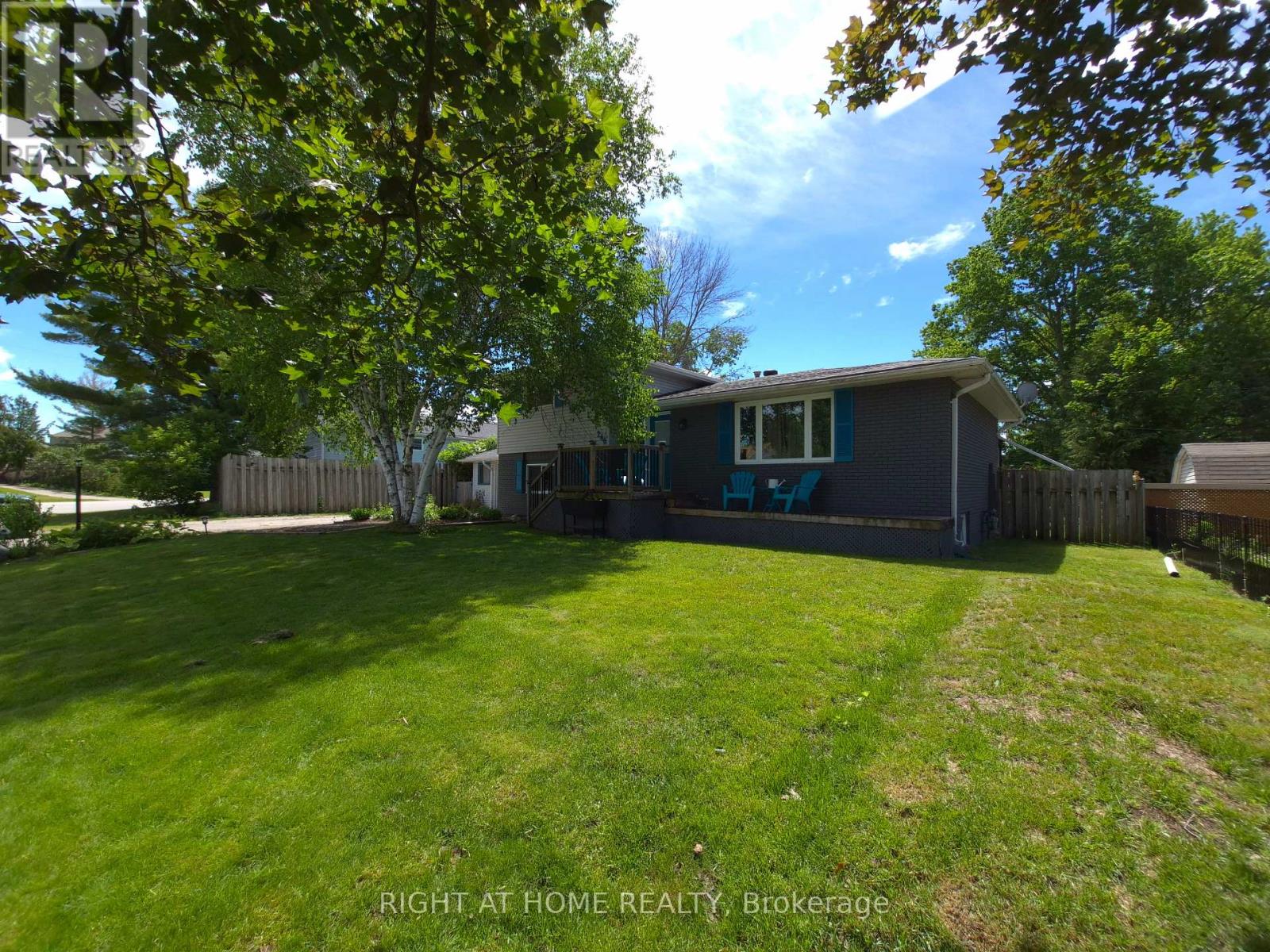 246 Calford Street, Essa, Ontario  L0M 1B0 - Photo 3 - N13445552