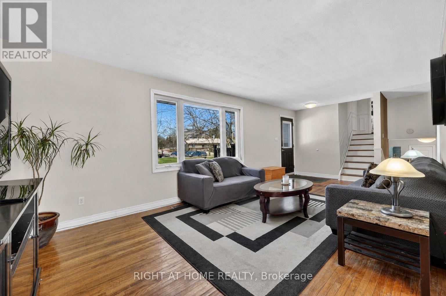 246 Calford Street, Essa, Ontario  L0M 1B0 - Photo 16 - N13445552