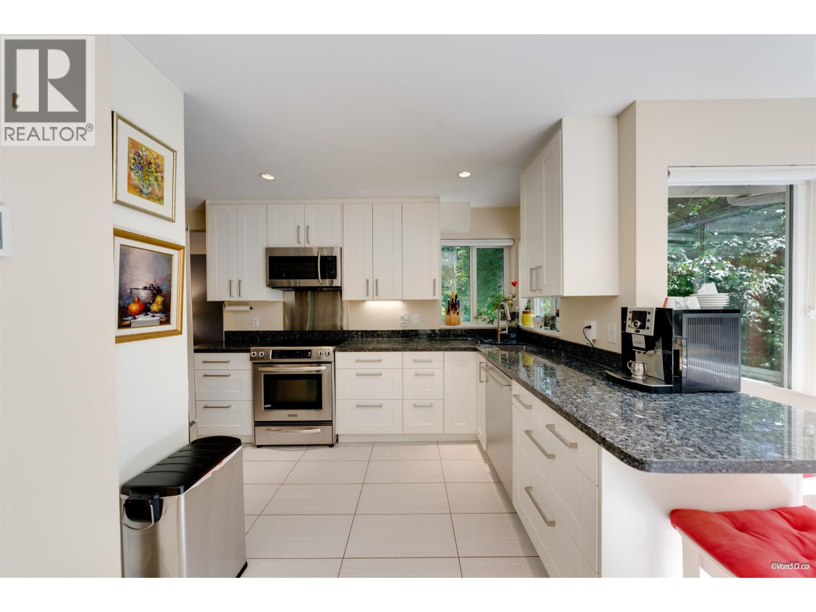 3000 Walton Avenue, Coquitlam, British Columbia  V3B 6V6 - Photo 15 - R3136357