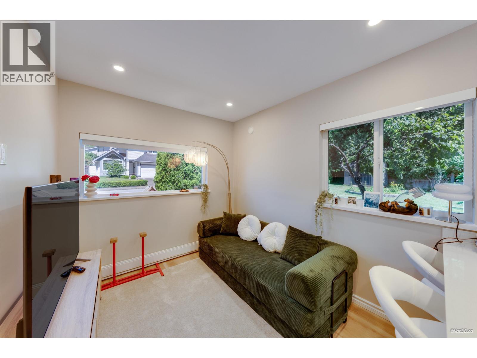 3000 Walton Avenue, Coquitlam, British Columbia  V3B 6V6 - Photo 33 - R3136357