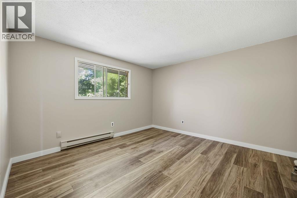 1239 Nottingham Drive, Sarnia, Ontario  N7S 5B1 - Photo 15 - 26014154