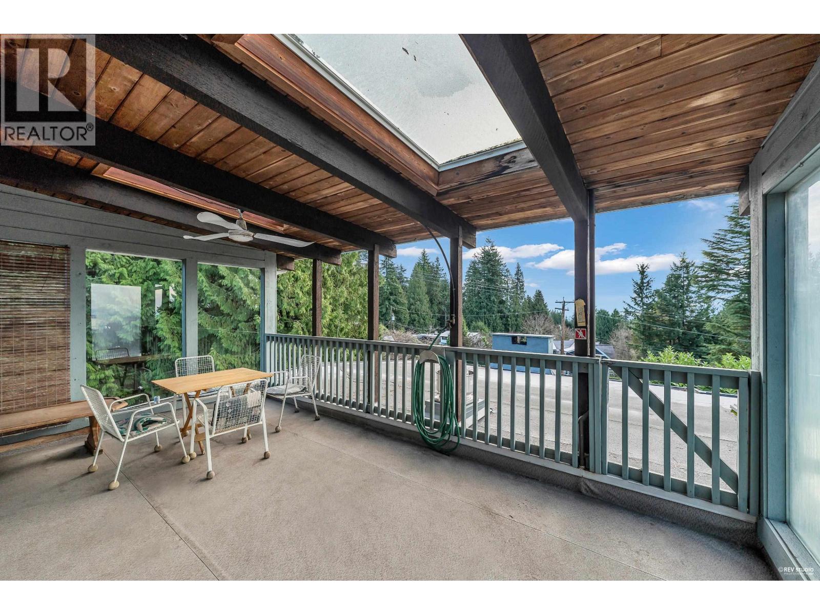 3729 St. Georges Avenue, North Vancouver, British Columbia  V7N 1W3 - Photo 10 - R3136425