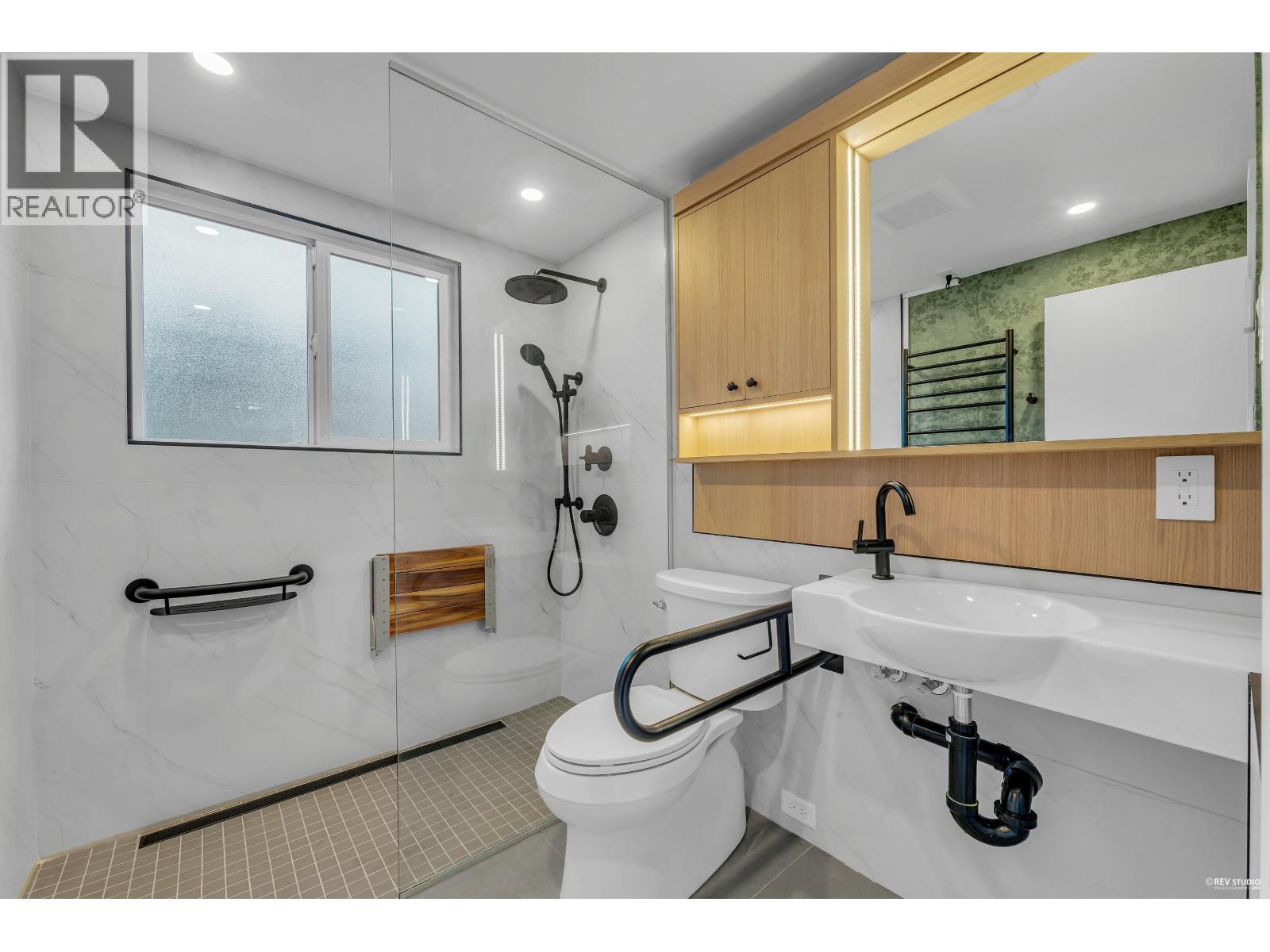 3729 St. Georges Avenue, North Vancouver, British Columbia  V7N 1W3 - Photo 23 - R3136425