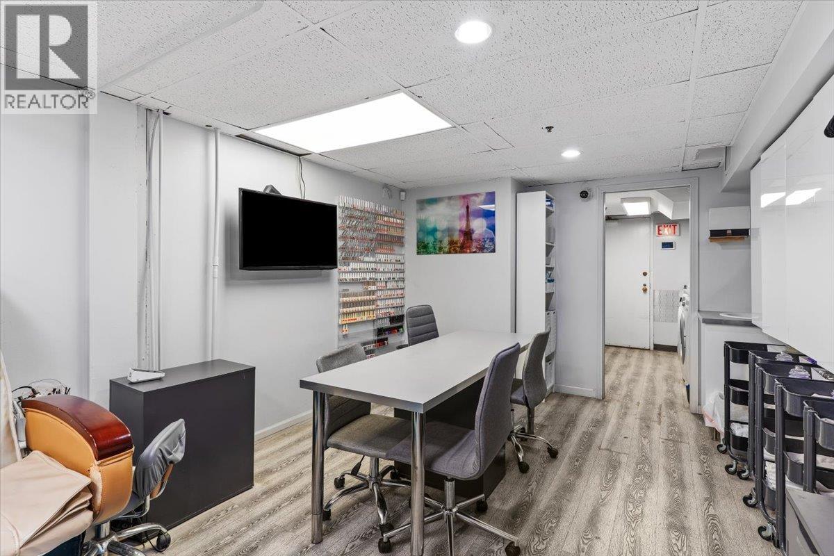 557 W Georgia Street, Vancouver, British Columbia  V6B 1Z5 - Photo 11 - C8079649