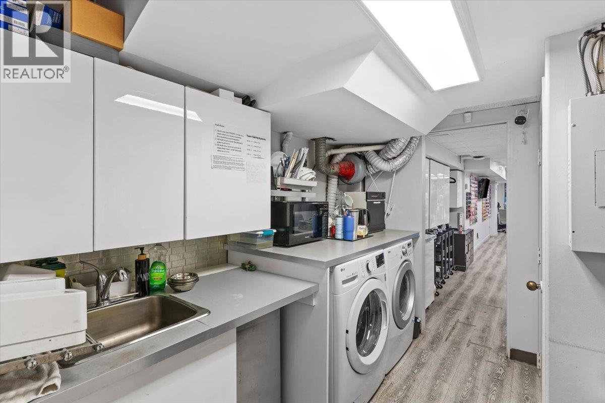 557 W Georgia Street, Vancouver, British Columbia  V6B 1Z5 - Photo 17 - C8079649