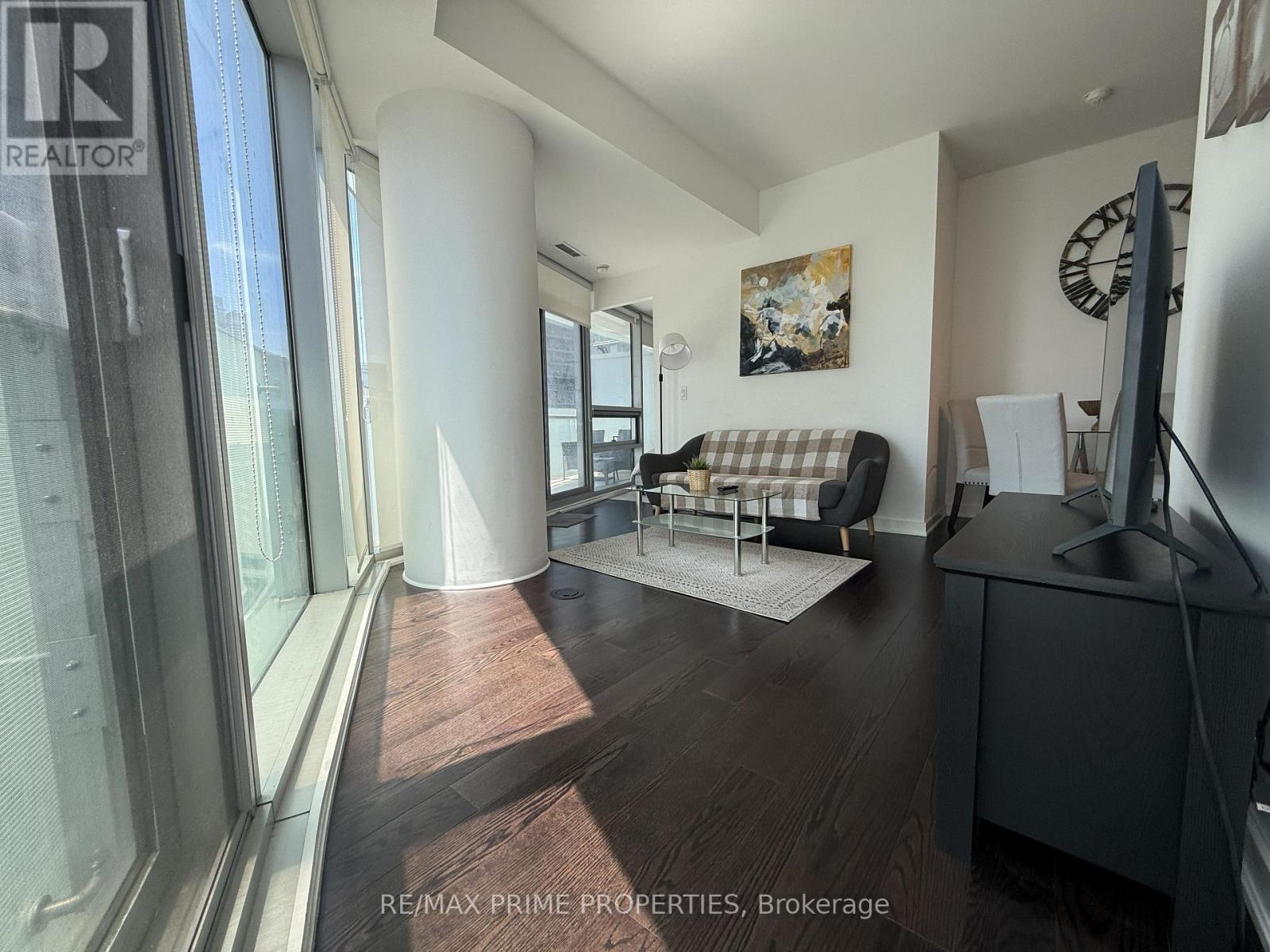 1605 - 14 York Street, Toronto, Ontario  M5J 0B1 - Photo 3 - C13451470