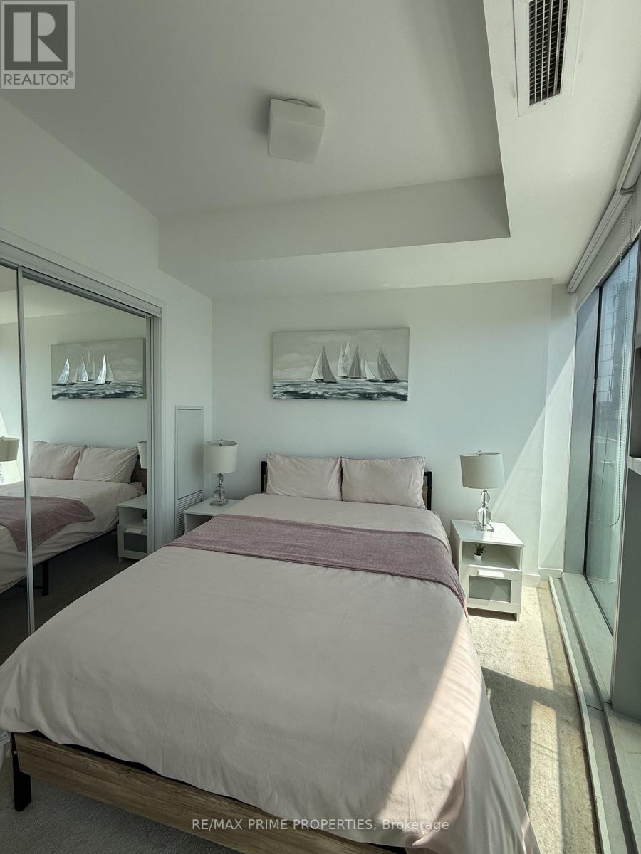 1605 - 14 York Street, Toronto, Ontario  M5J 0B1 - Photo 9 - C13451470