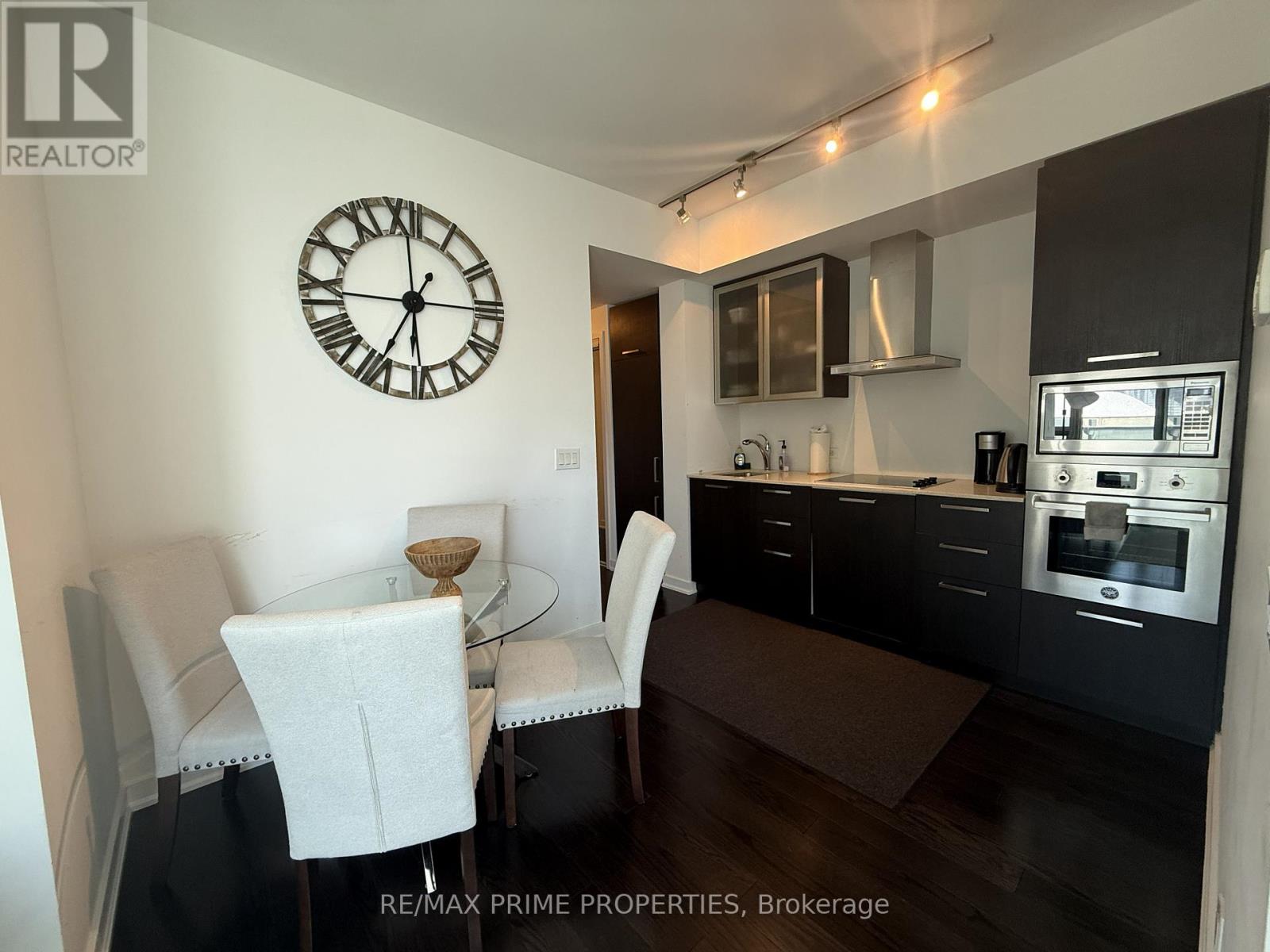 1605 - 14 York Street, Toronto, Ontario  M5J 0B1 - Photo 5 - C13451470