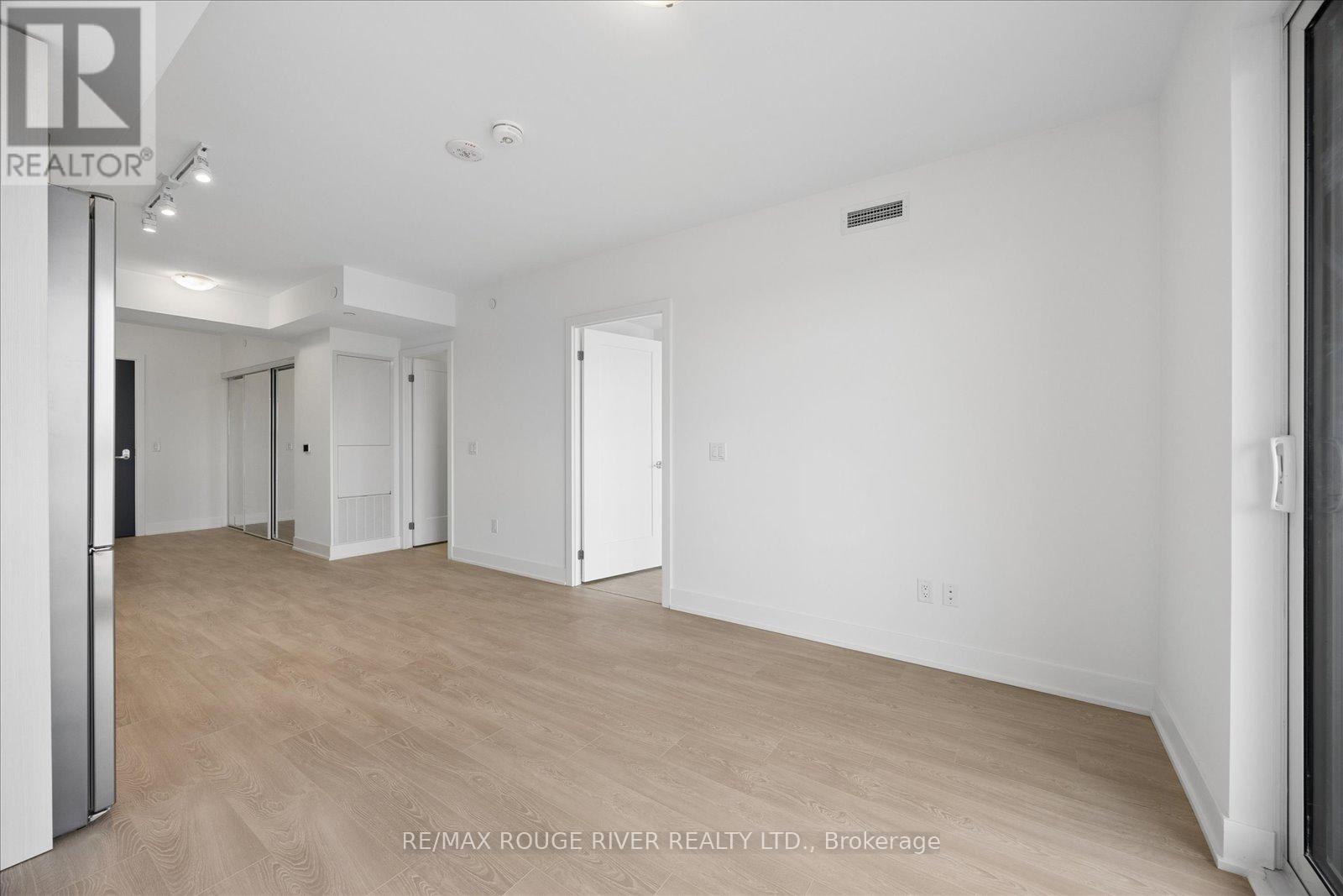 728 - 2545 Simcoe Street N, Oshawa, Ontario  L1L 0W3 - Photo 12 - E13450150