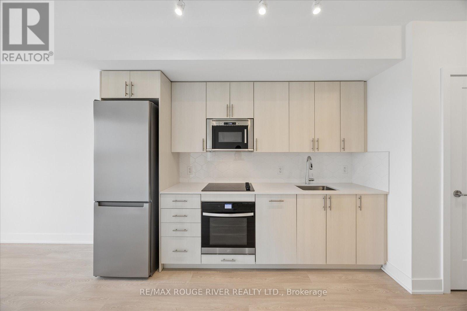 728 - 2545 Simcoe Street N, Oshawa, Ontario  L1L 0W3 - Photo 7 - E13450150