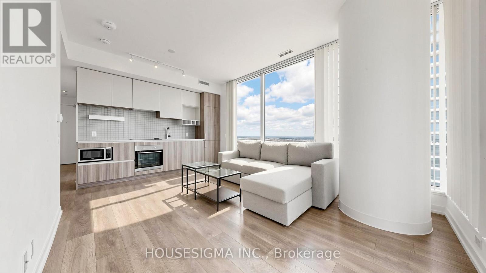 #3703 - 898 Portage Parkway, Vaughan, Ontario  L4K 0J6 - Photo 3 - N13450644