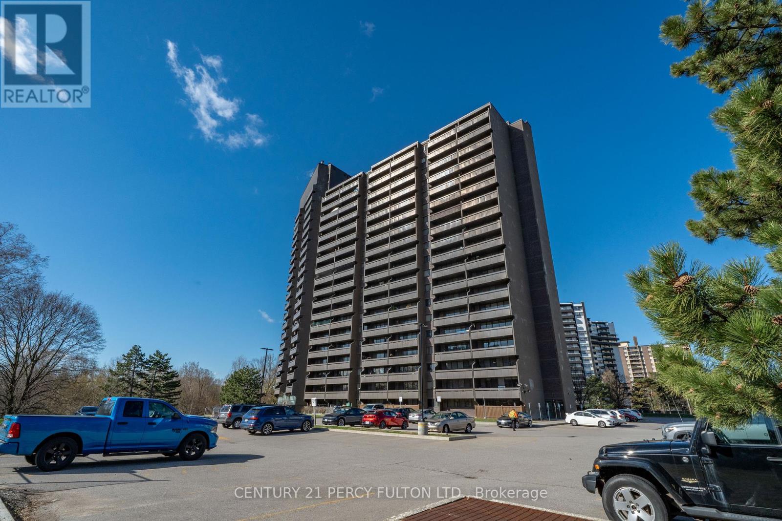 PH 12 - 11 WINCOTT DRIVE, Toronto, Ontario