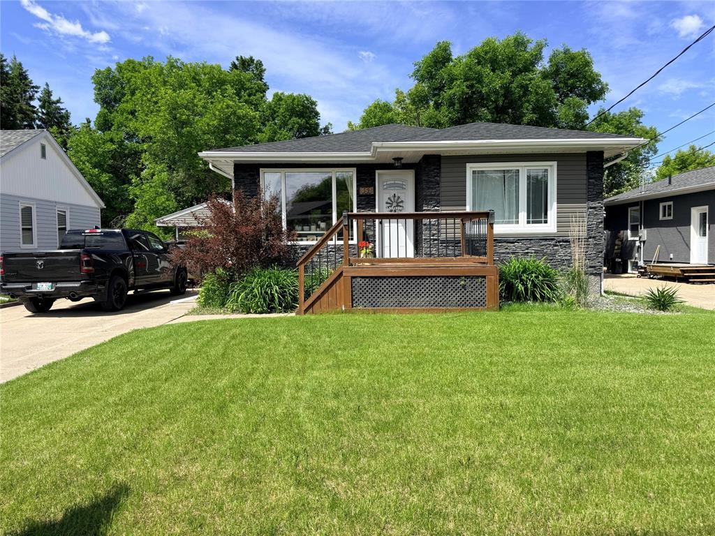 452 9th Avenue N, Swan River, Manitoba  R0L 1Z0 - Photo 0 - 202602815