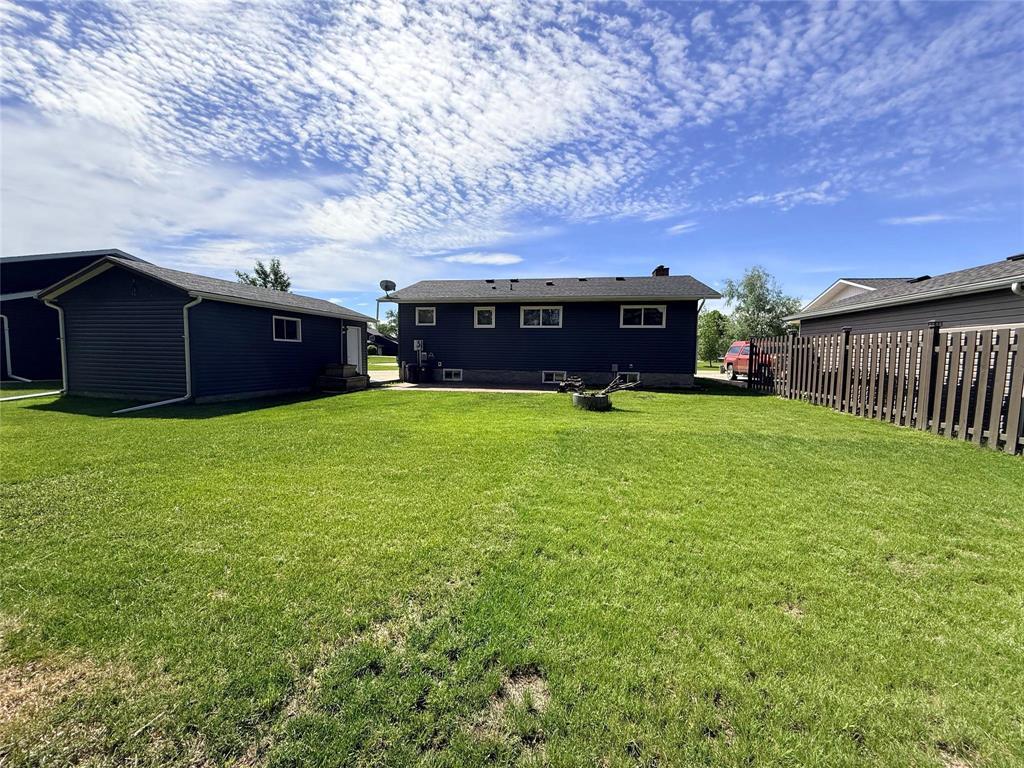 7 Parkway Drive, Swan River, Manitoba  R0L 1Z0 - Photo 2 - 202607821