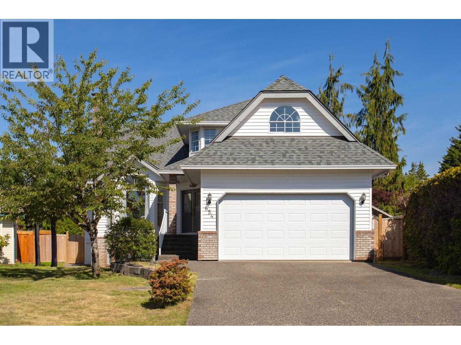 654 WALNUT PLACE