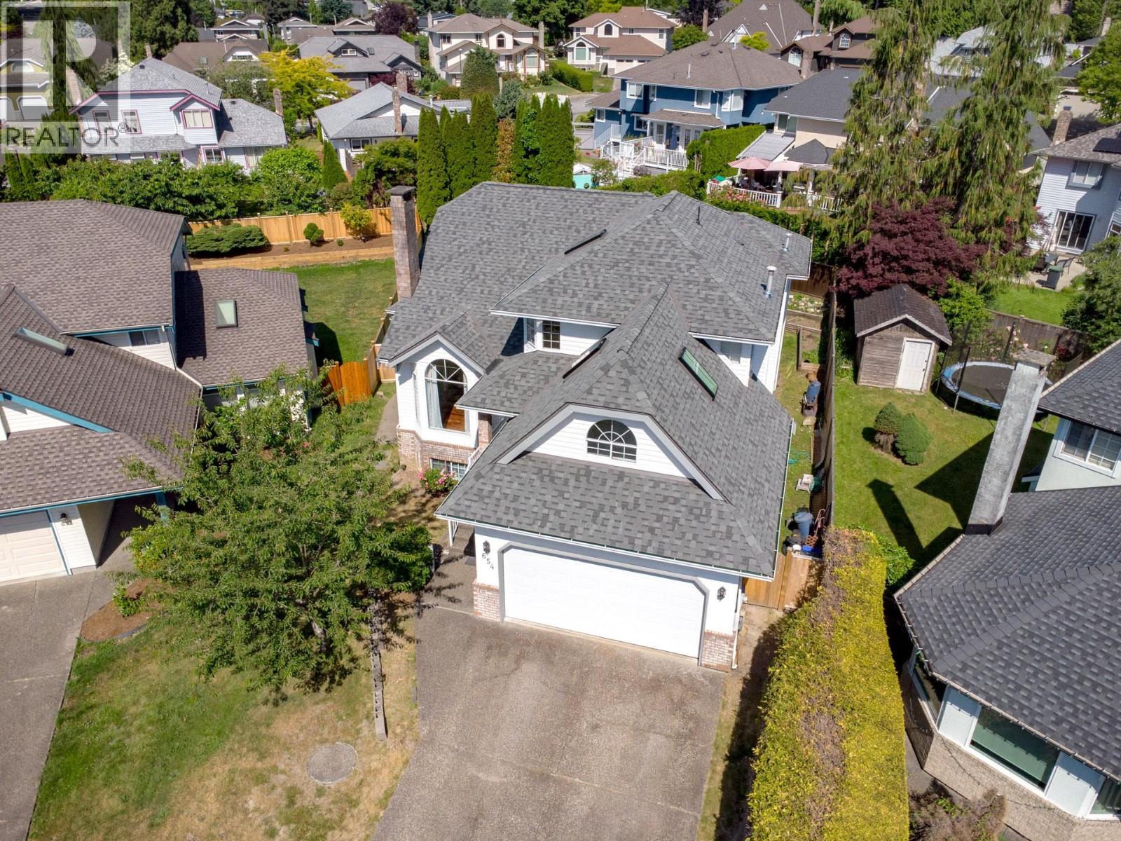 654 Walnut Place, Coquitlam, British Columbia  V3J 7T5 - Photo 33 - R3135949