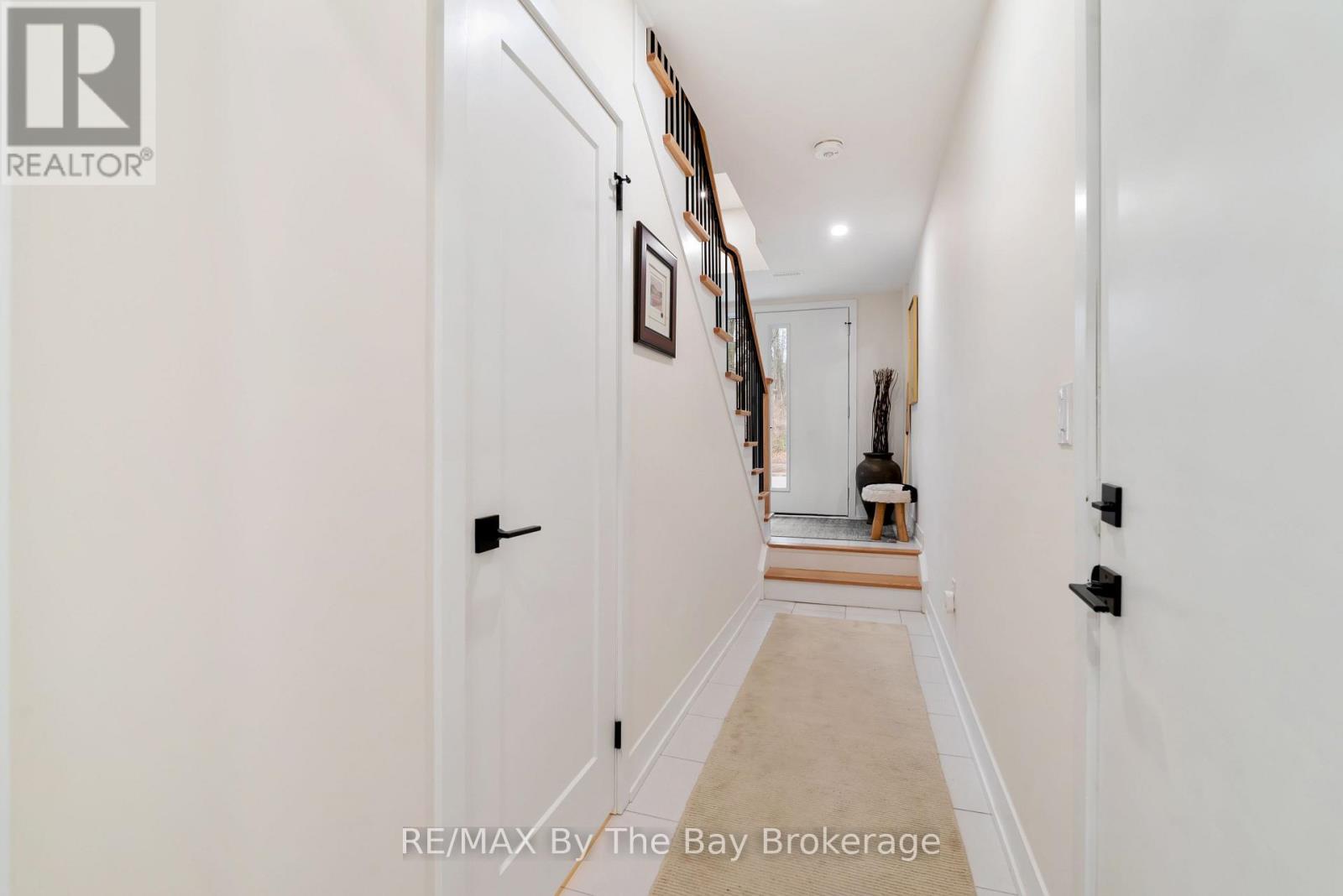 8 Bru Lor Lane, Orillia, Ontario  L3V 8P4 - Photo 5 - S13006468