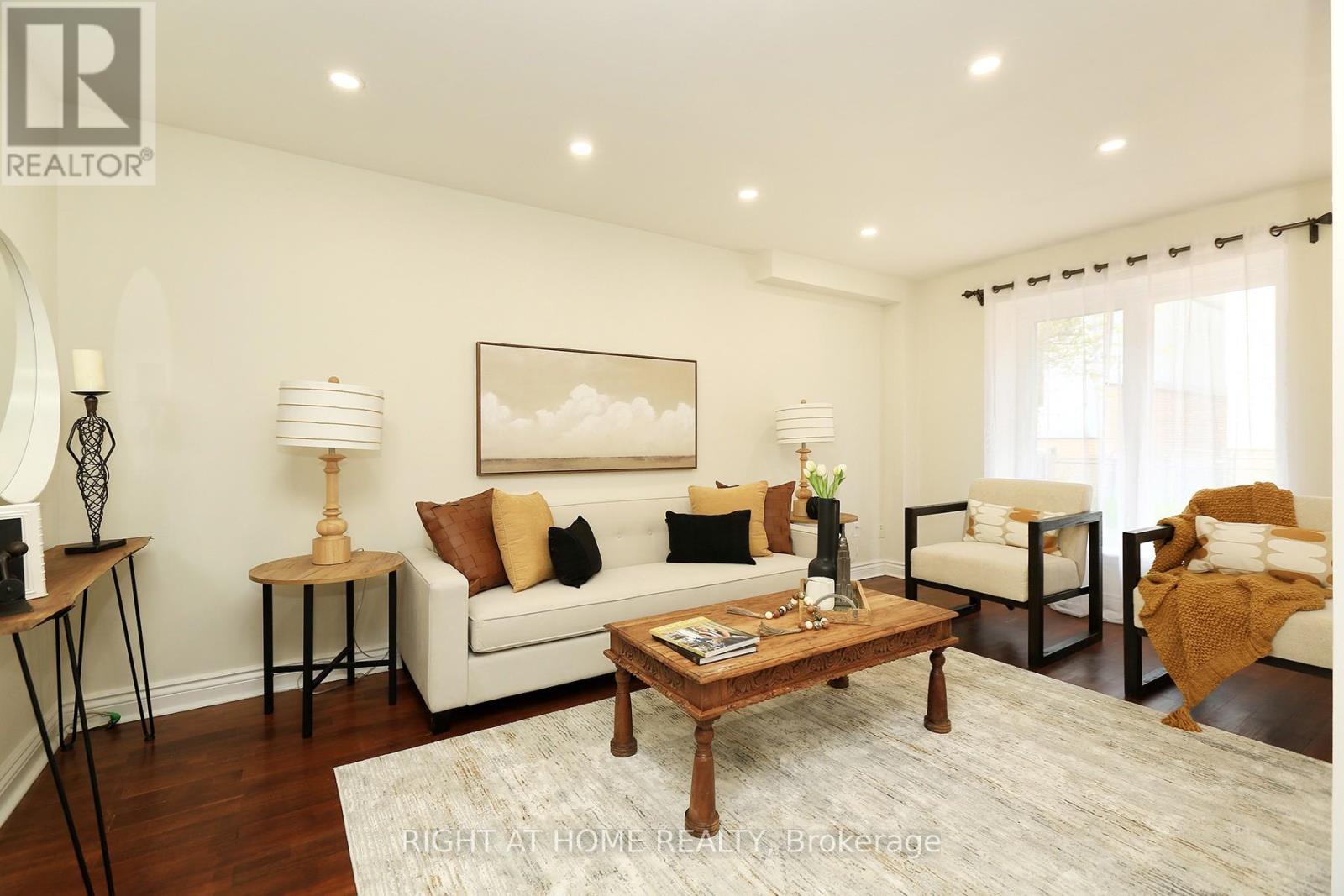 6 Snapdragon Drive, Toronto, Ontario  M2J 4X6 - Photo 10 - C13451692