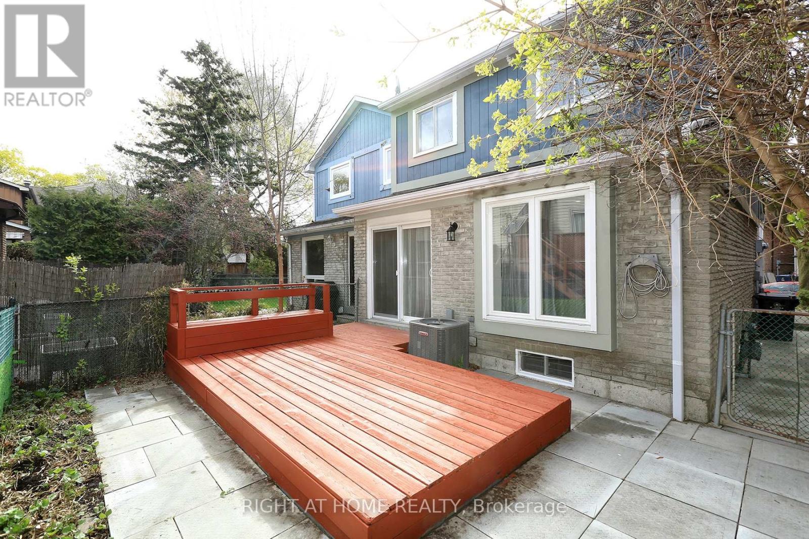 6 Snapdragon Drive, Toronto, Ontario  M2J 4X6 - Photo 32 - C13451692