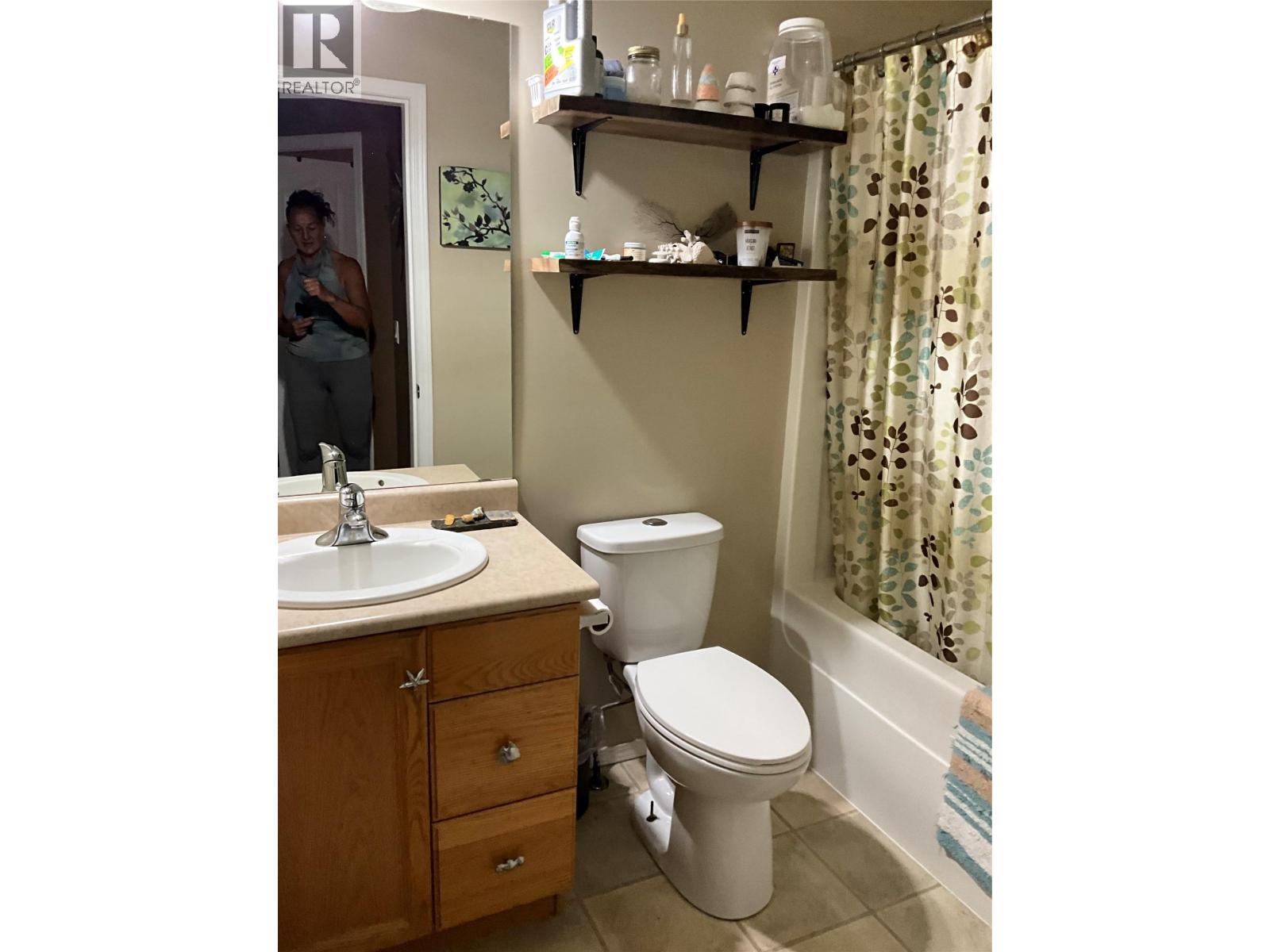 310 Hillaby Avenue Kelowna Photo 28 310 Hillaby Avenue Kelowna Photo 28