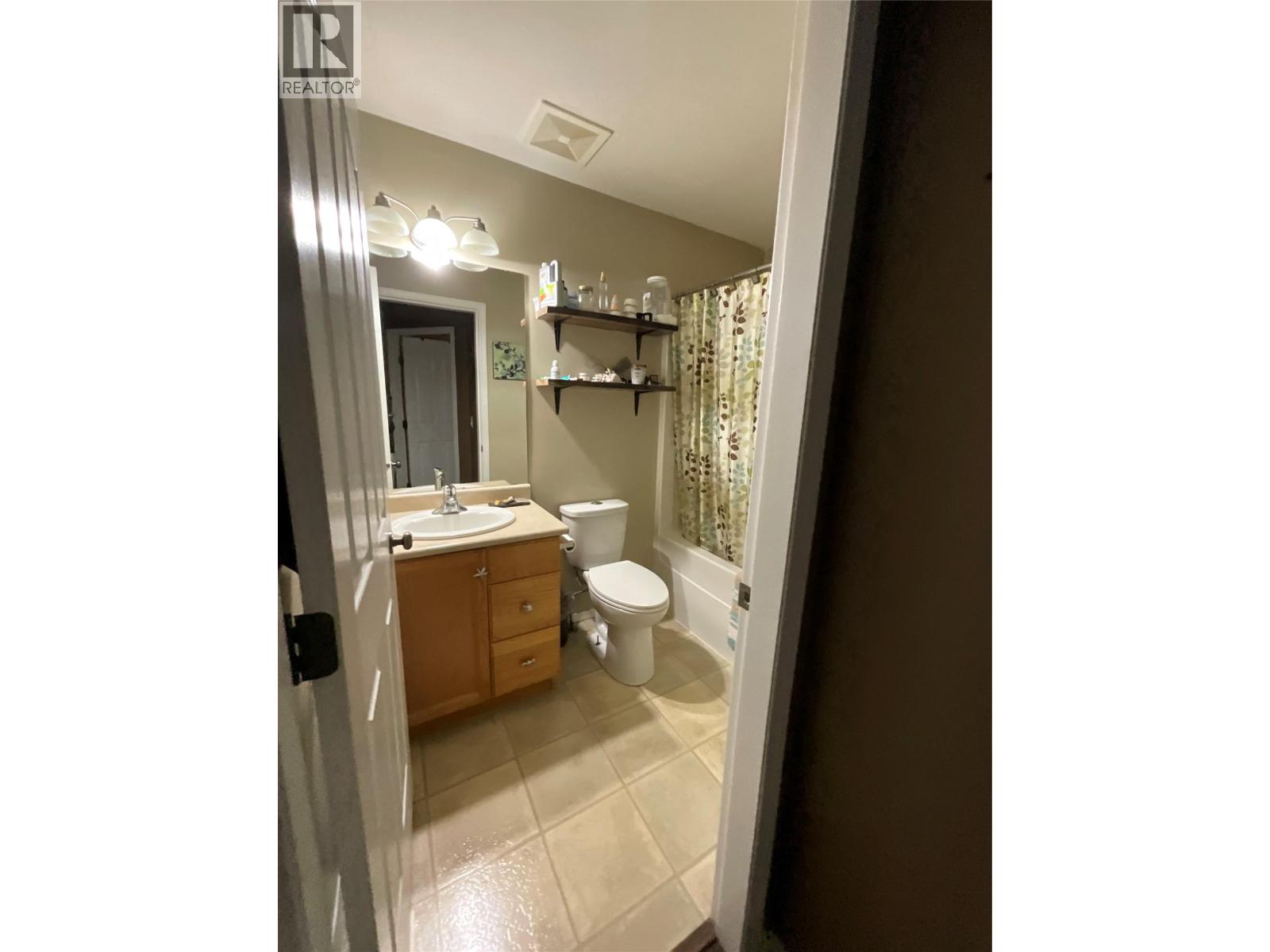 310 Hillaby Avenue Kelowna Photo 34 310 Hillaby Avenue Kelowna Photo 34