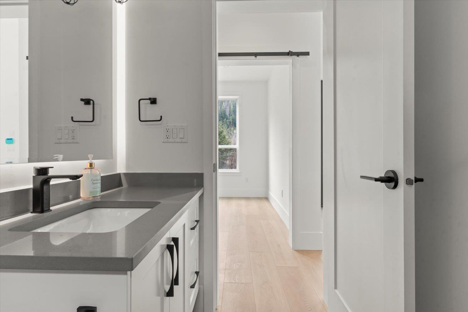 Hg185 71376 Grove Place, Sunshine Valley, Hope, British Columbia  V0X 1L5 - Photo 14 - R3134824