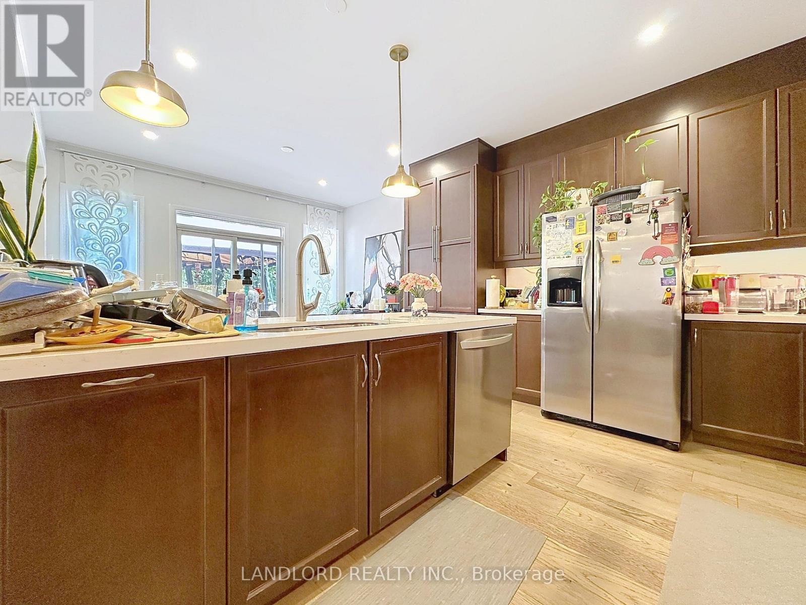 31 Ida Jane Grove, Whitchurch-Stouffville, Ontario  L4A 0S3 - Photo 3 - N13451676