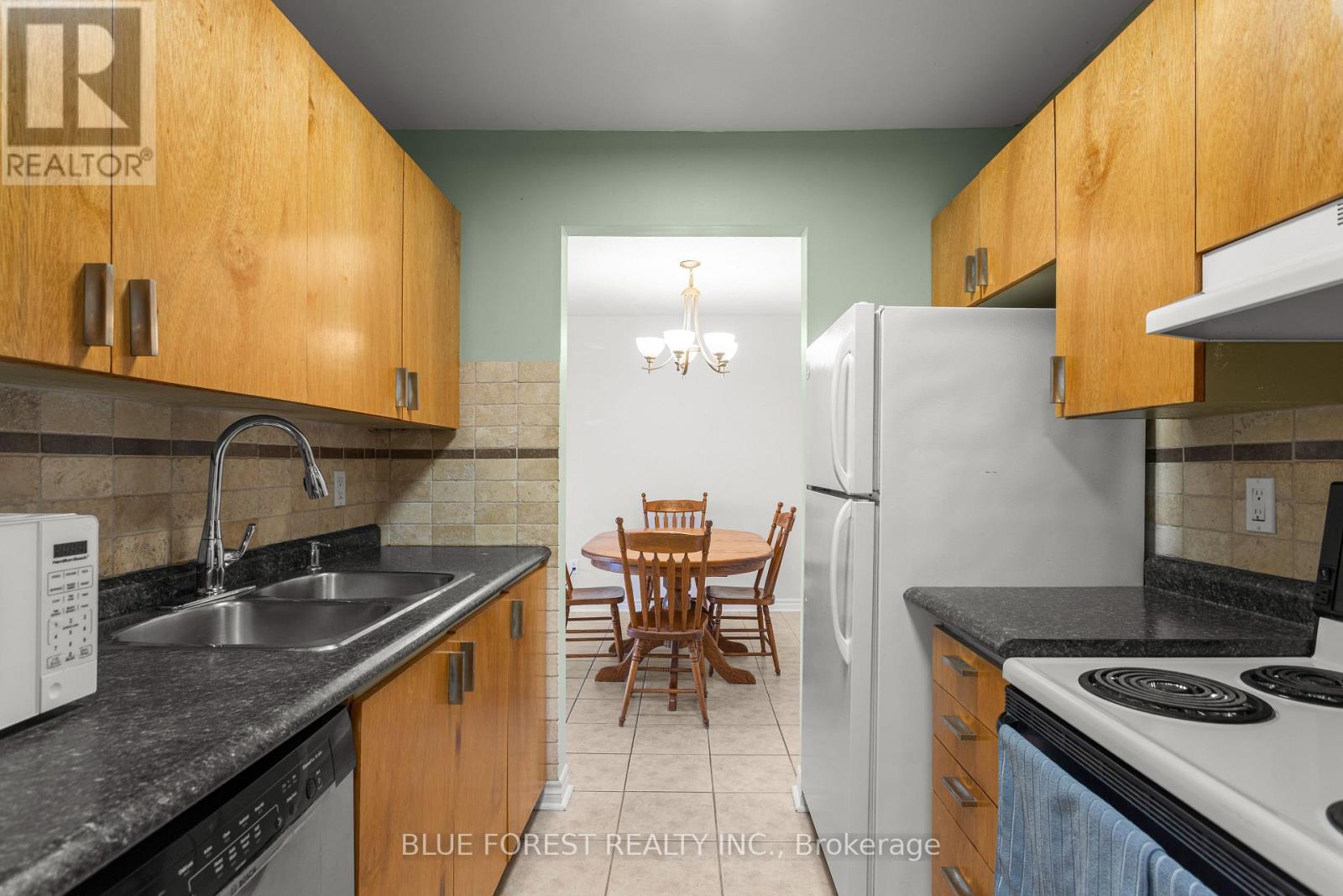 55 - 144 Conway Drive, London South, Ontario  N6E 3N3 - Photo 4 - X13451852