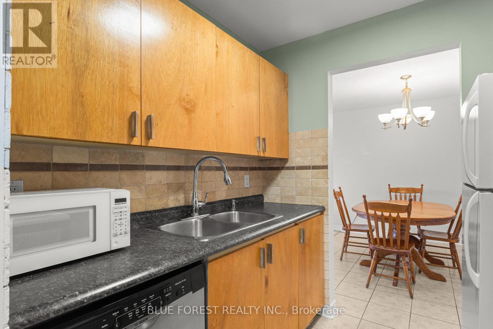 55 - 144 Conway Drive, London South, Ontario  N6E 3N3 - Photo 5 - X13451852