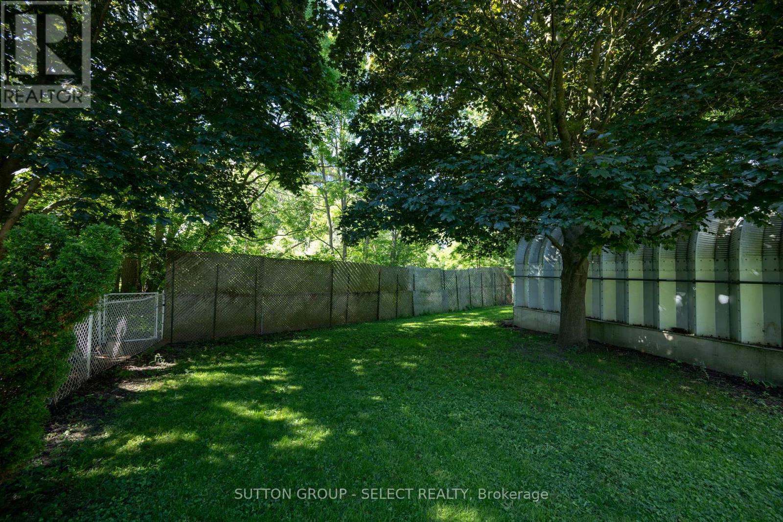 661 Grenfell Drive, London North, Ontario  N5X 2C4 - Photo 36 - X13451900