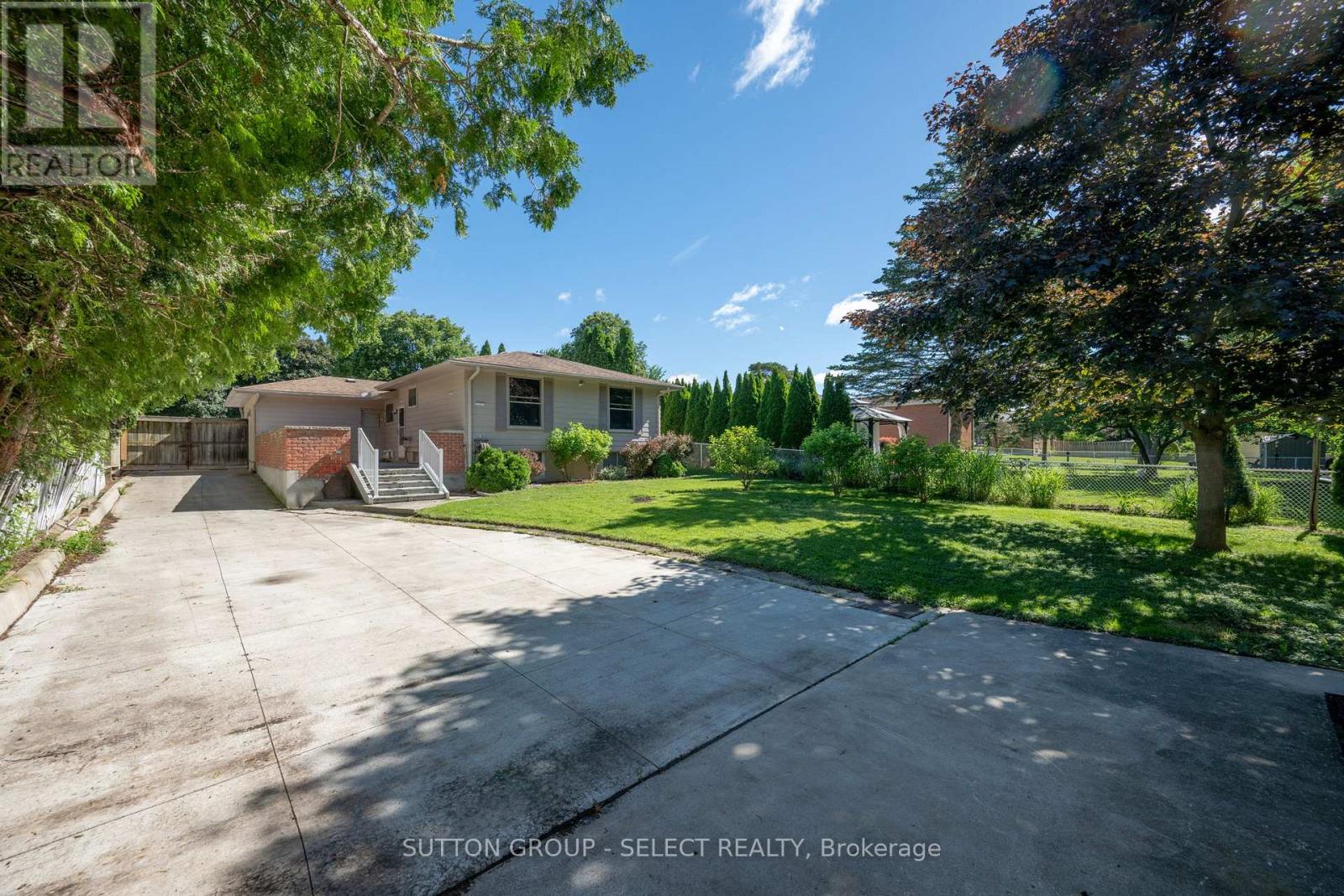 661 Grenfell Drive, London North, Ontario  N5X 2C4 - Photo 37 - X13451900