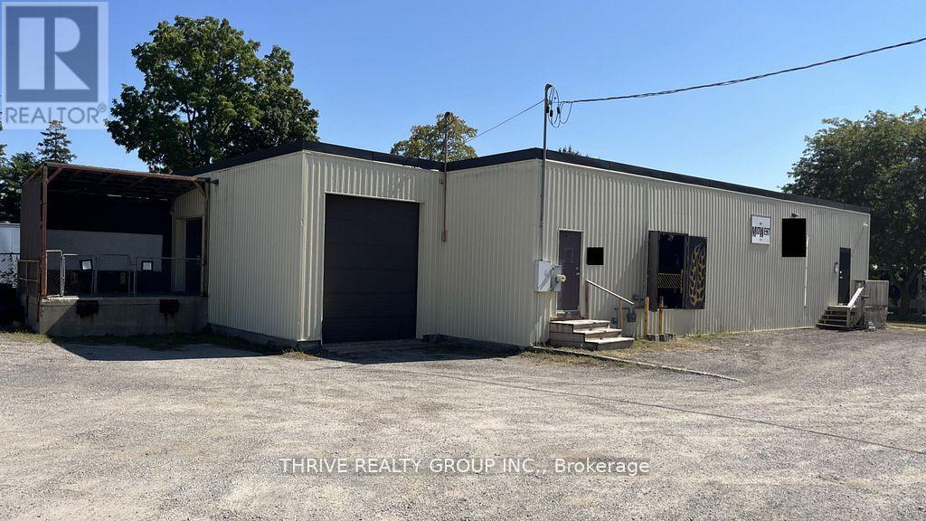 125 Victoria Street, Strathroy-Caradoc, Ontario N7G 3B3 - Photo 4 - X13451956