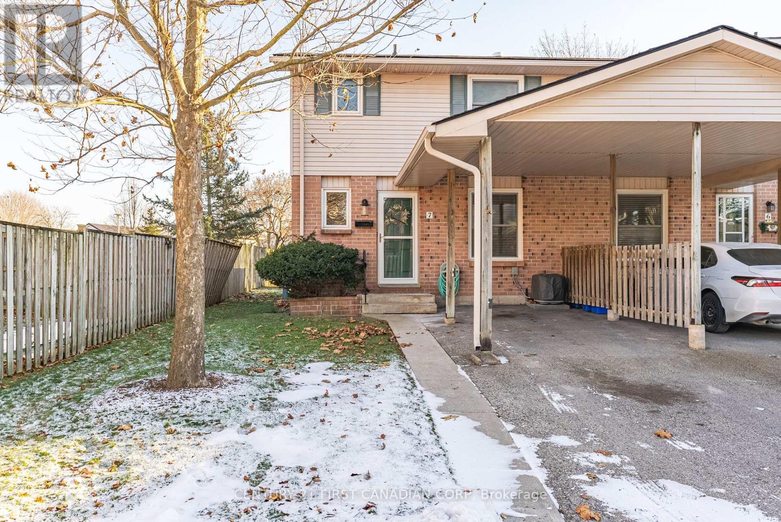 Unit 7 - 160 Conway Drive, London South, Ontario  N6E 3M4 - Photo 3 - X13452040