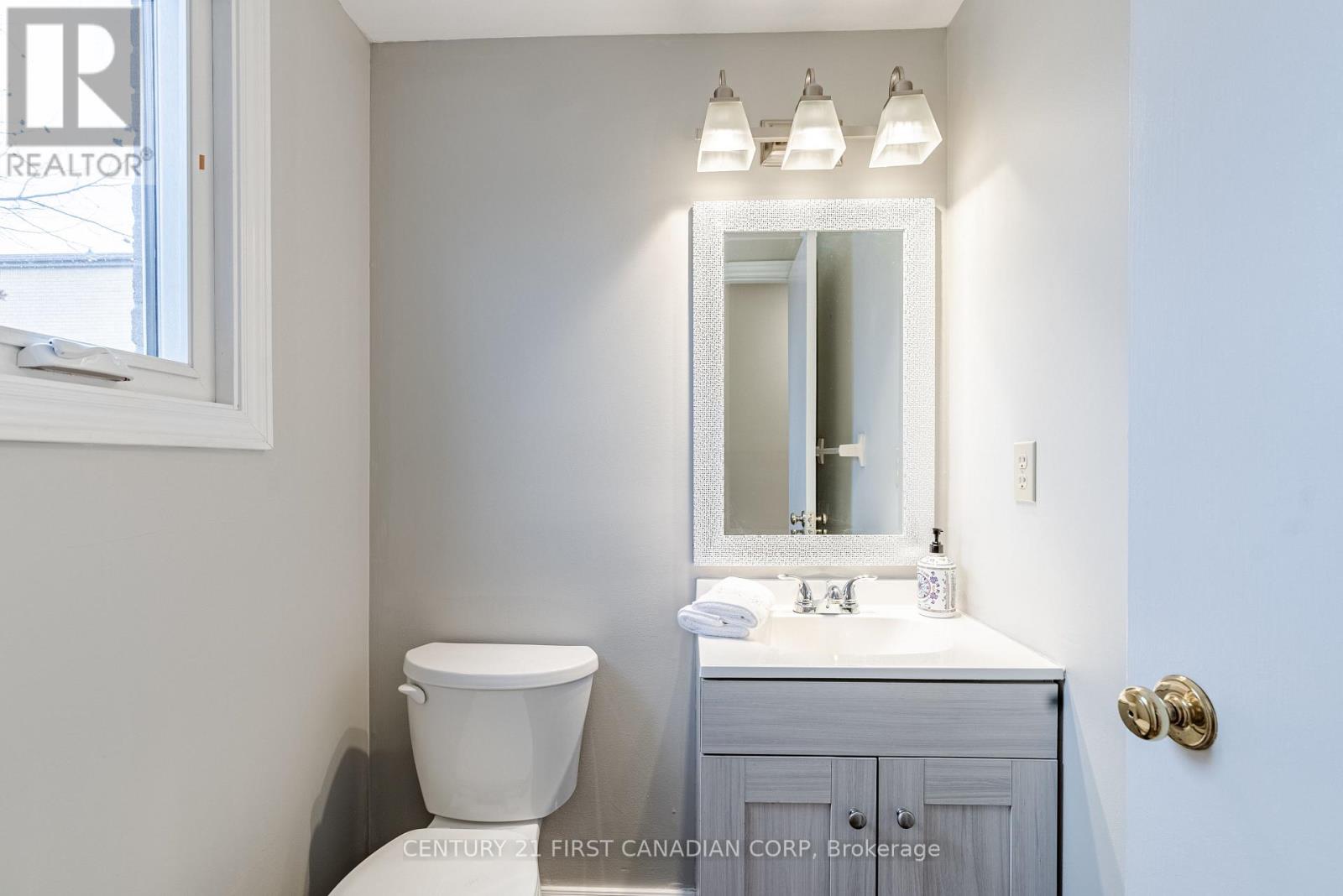 Unit 7 - 160 Conway Drive, London South, Ontario  N6E 3M4 - Photo 8 - X13452040