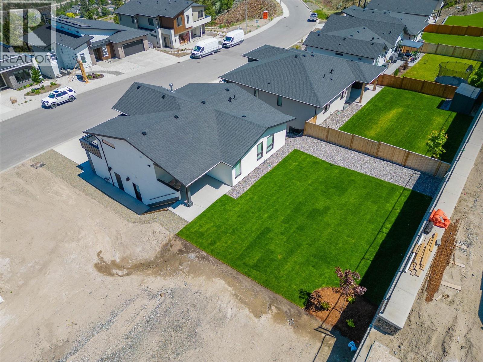 2264 Coldwater Drive, Kamloops, British Columbia  V2E 0E6 - Photo 3 - 10391204