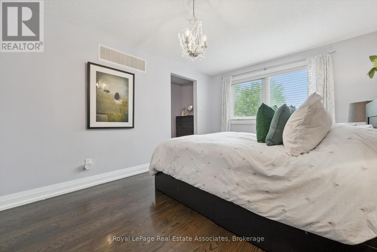 3084 Kilbride Crescent, Mississauga, Ontario  L5N 3C3 - Photo 21 - W13436390