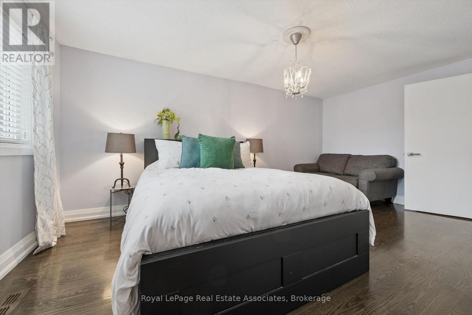 3084 Kilbride Crescent, Mississauga, Ontario  L5N 3C3 - Photo 22 - W13436390