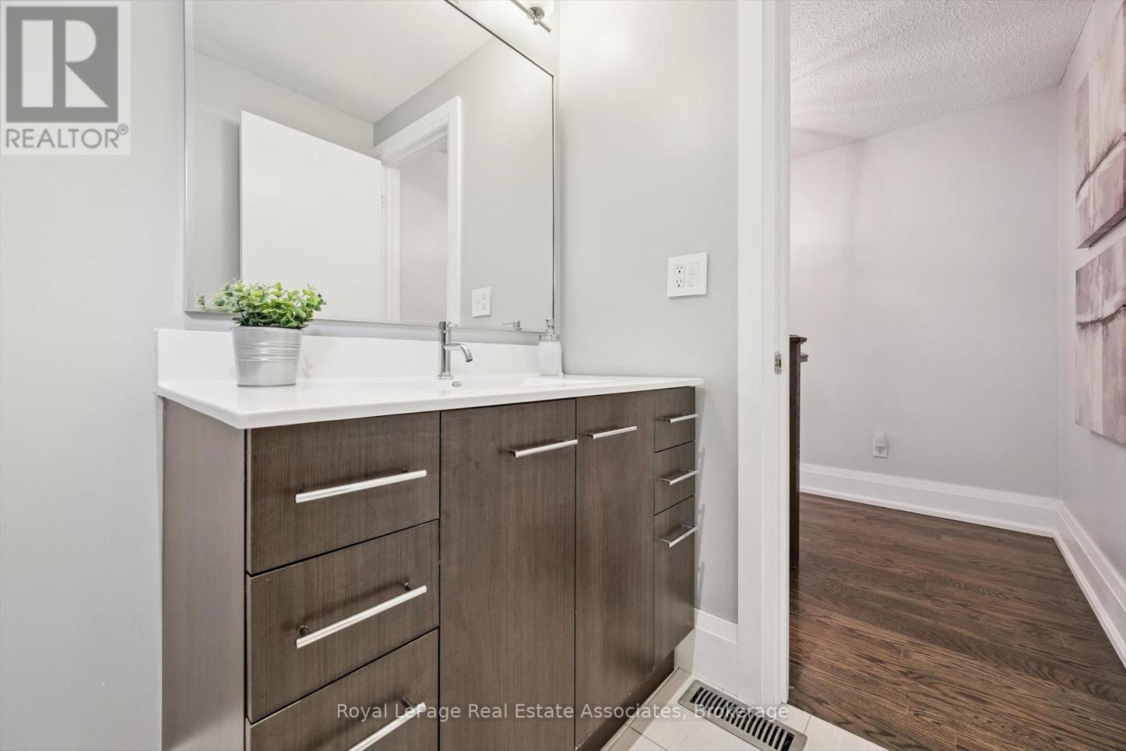 3084 Kilbride Crescent, Mississauga, Ontario  L5N 3C3 - Photo 28 - W13436390