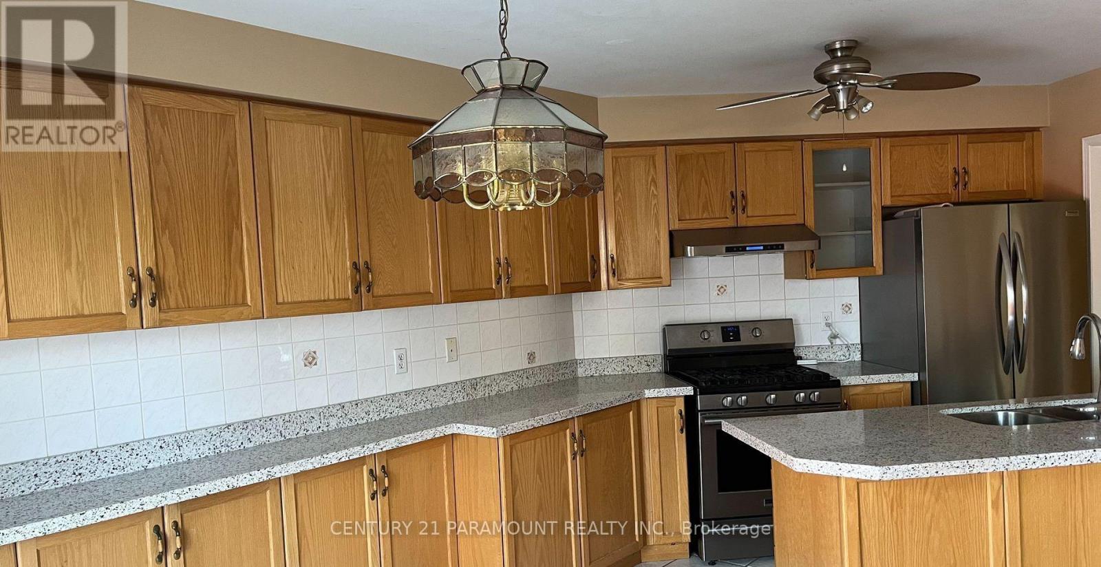 34 Jewel Crescent, Brampton, Ontario  L6R 2P5 - Photo 6 - W13451598