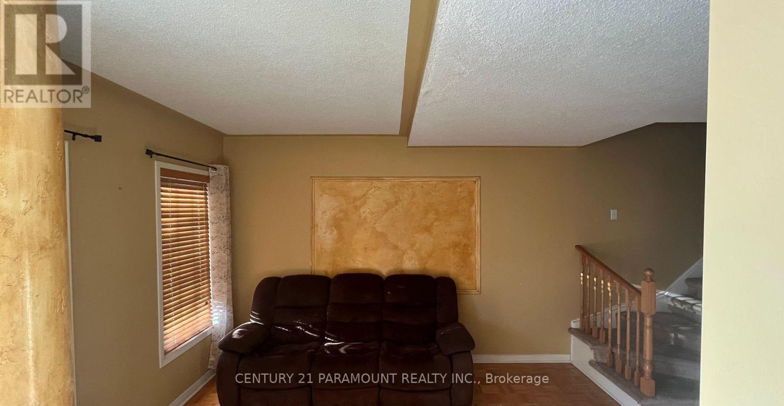 34 Jewel Crescent, Brampton, Ontario  L6R 2P5 - Photo 7 - W13451598