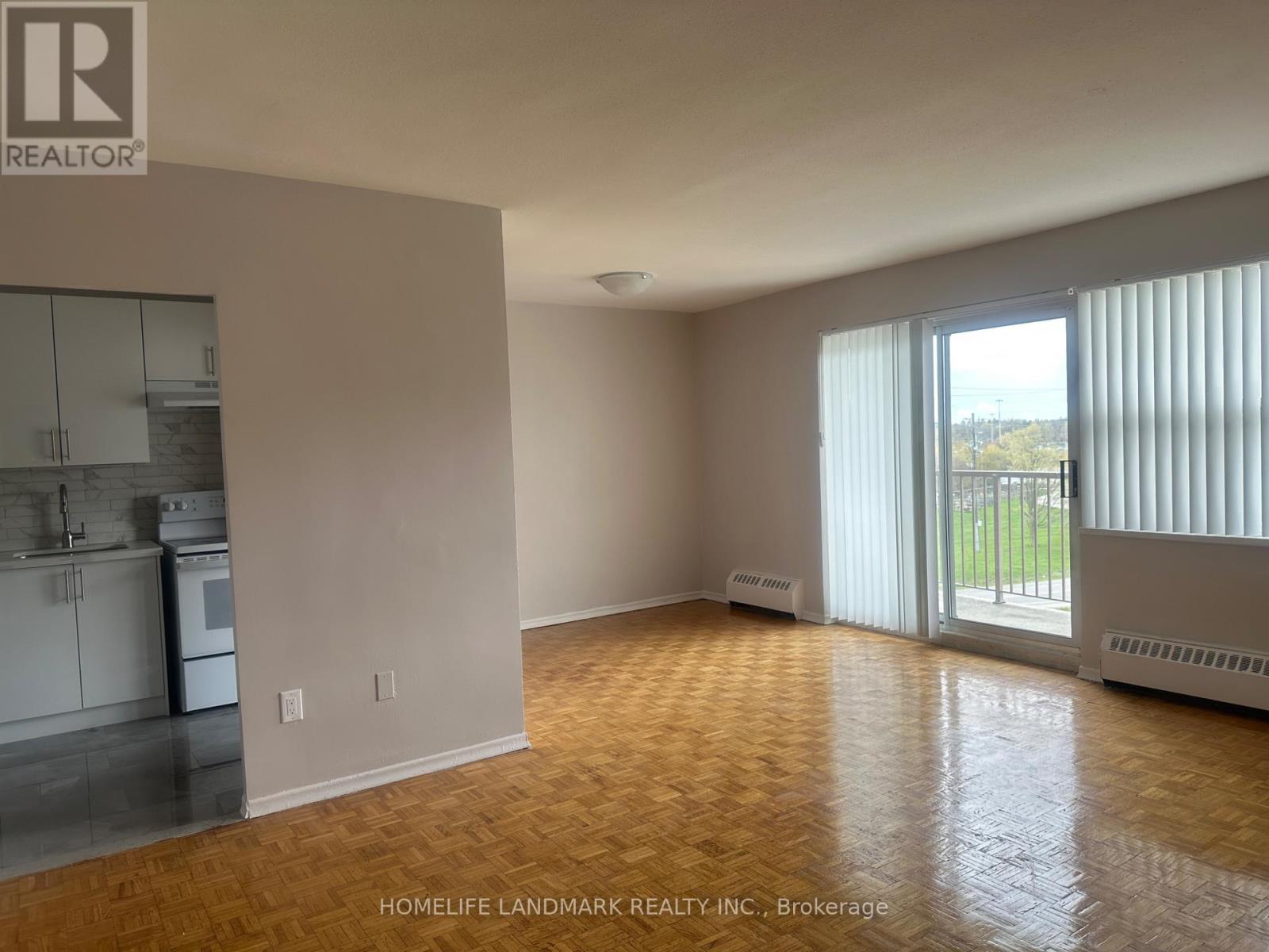 604 - 65 North Service Road, Mississauga, Ontario  L5A 1A3 - Photo 13 - W13451660